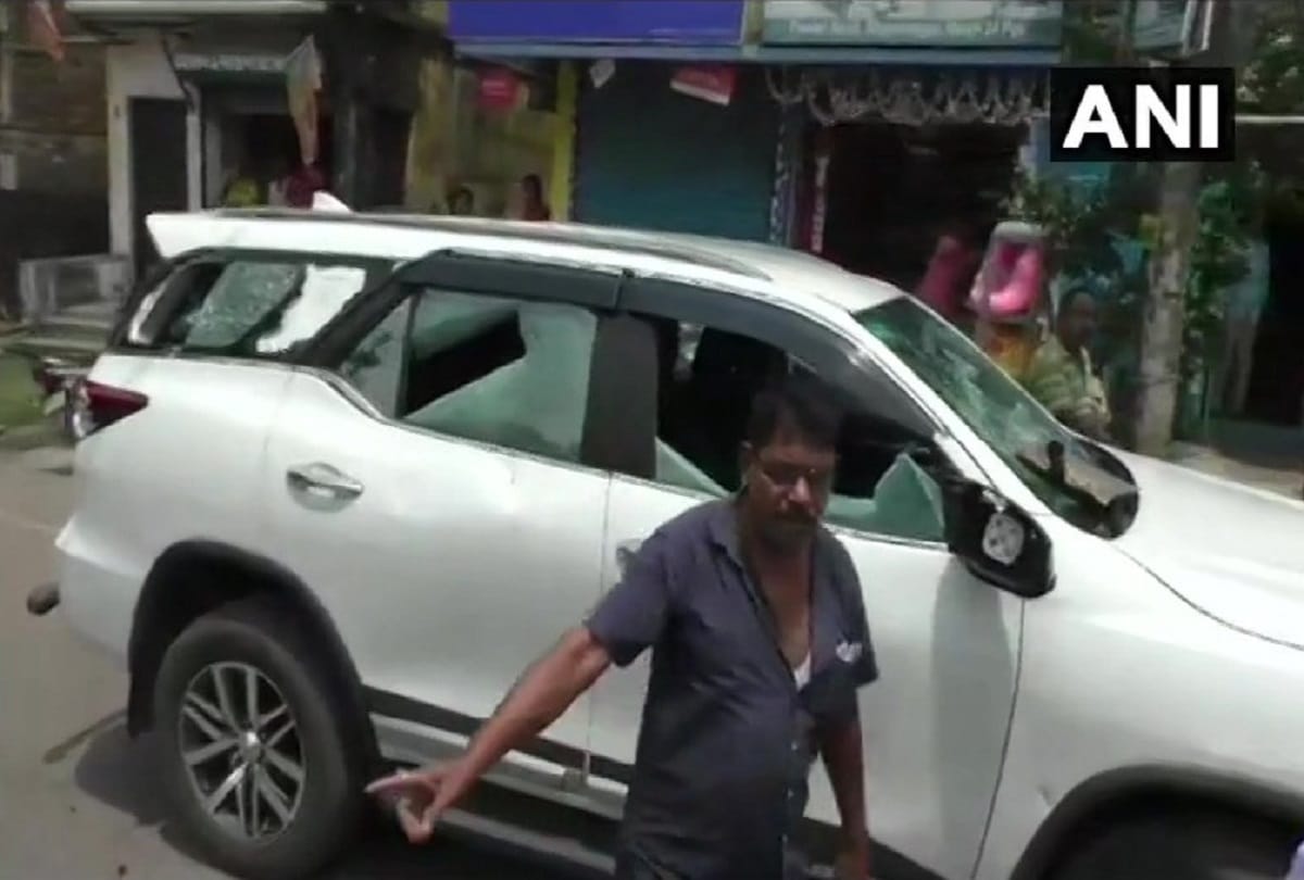 West Bengal: BJP MP Arjun Singh's car was allegedly vandalised by TMC workers
