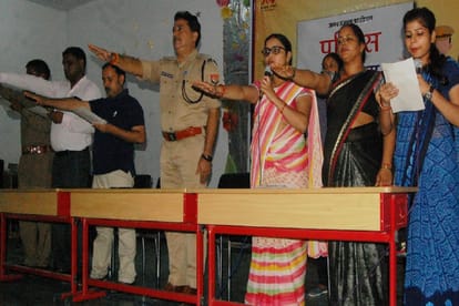Police ki Pathshala: program of amar ujala Foundation in Bijnor