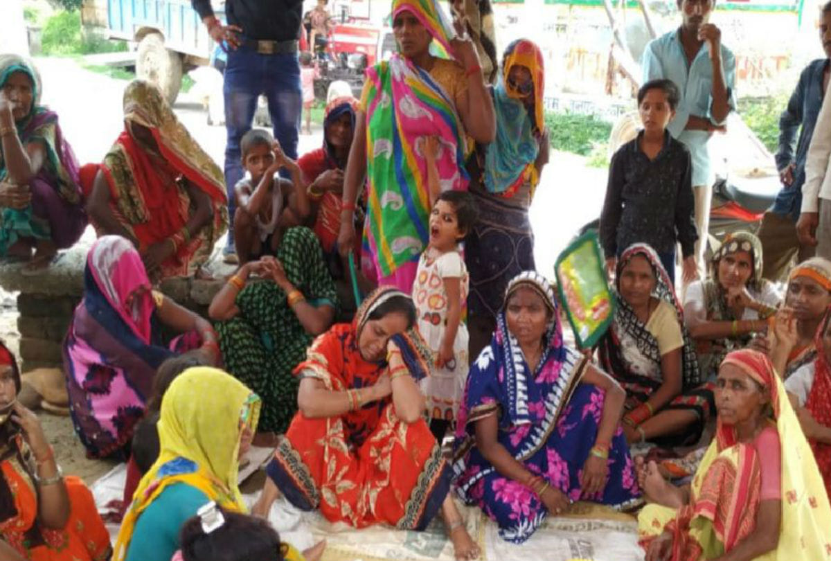 Family Hungry and Poor Man Commits Suicide in Kasganj Update News