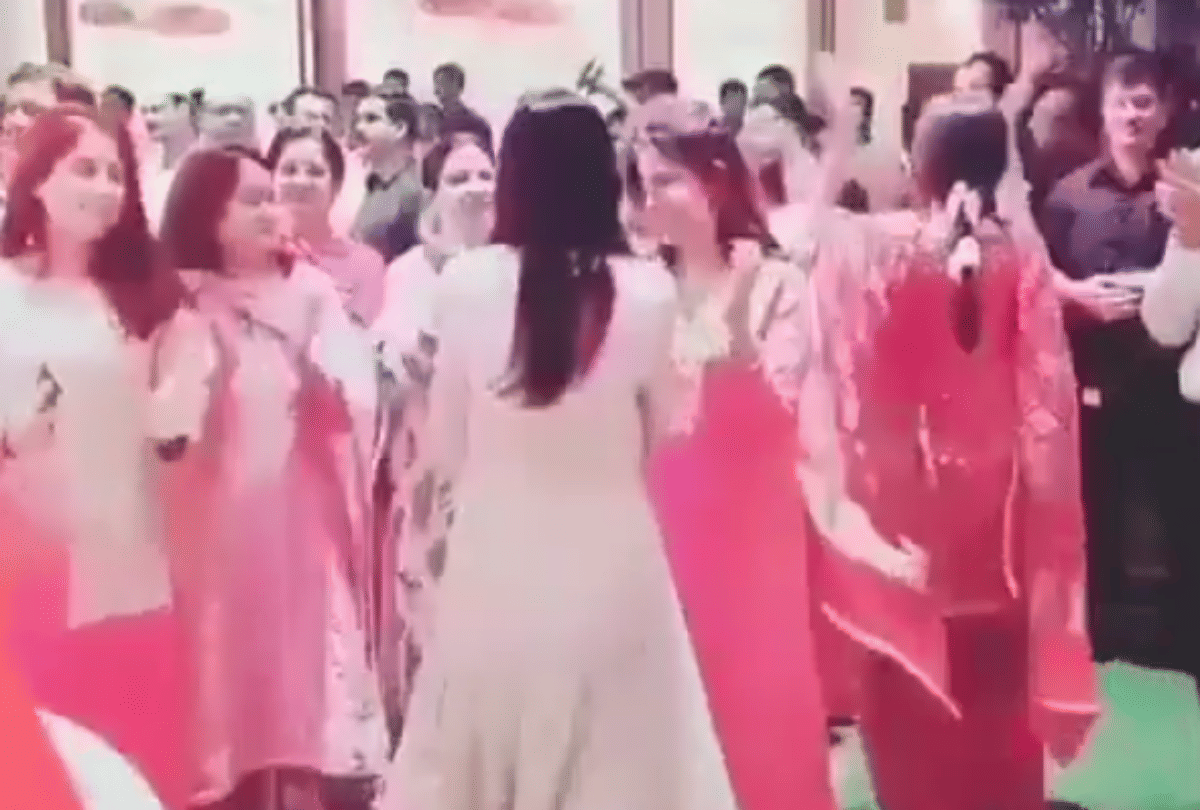 Nita Ambani With Family Ganesh Chaturthi Throwback Pictures