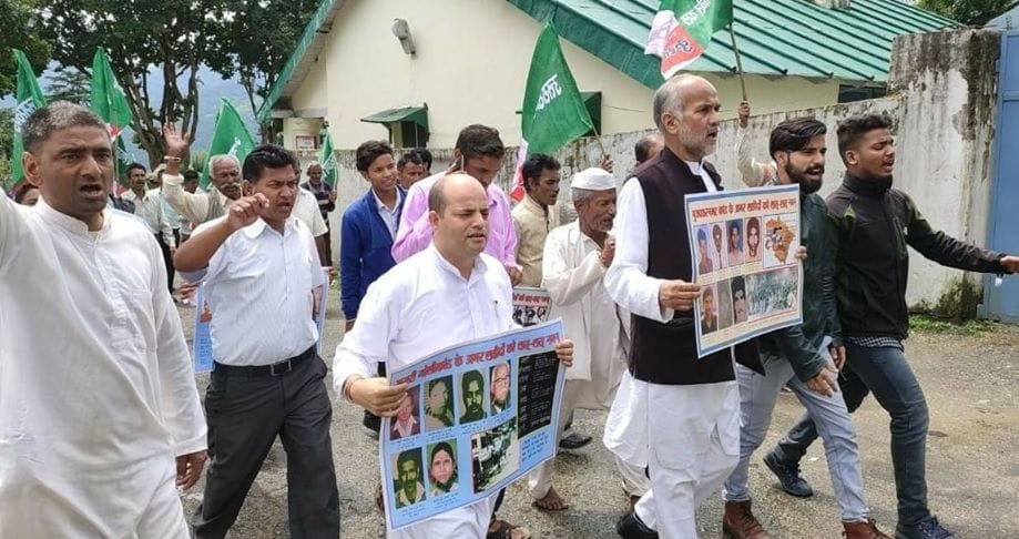 Government should mark land for martyr's memorial soon