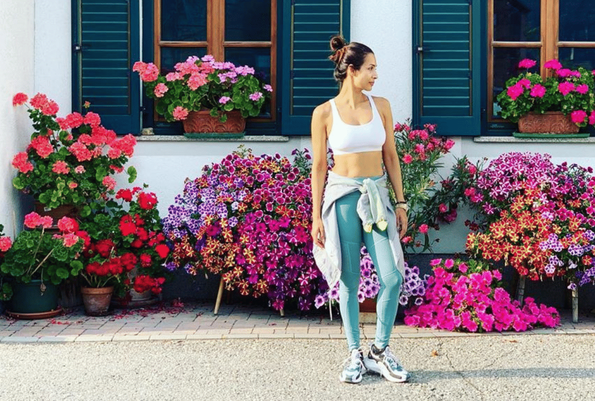 Malaika arora Make Your Moov challenge as a part of the Fit India Movement