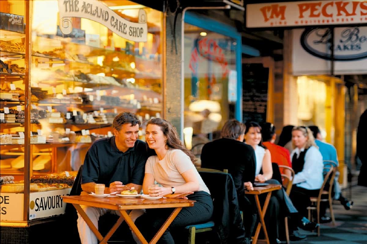 Valentine Day 2020 best romantic destination for foodie partner