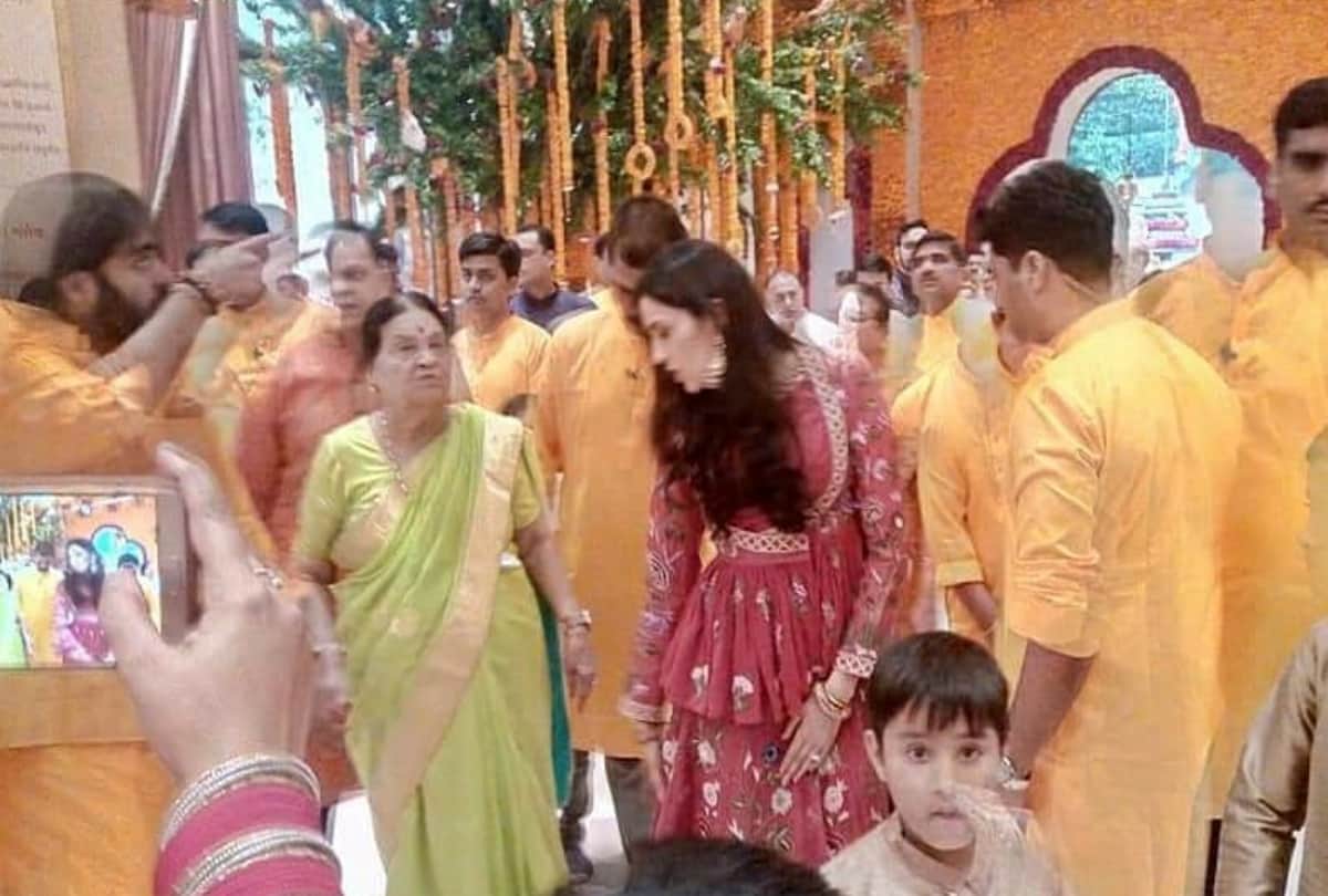 Nita Ambani With Family Ganesh Chaturthi Throwback Pictures