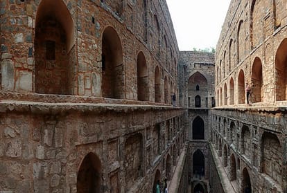 Know the story history and facts of Agrasen Ki Baoli New Delhi
