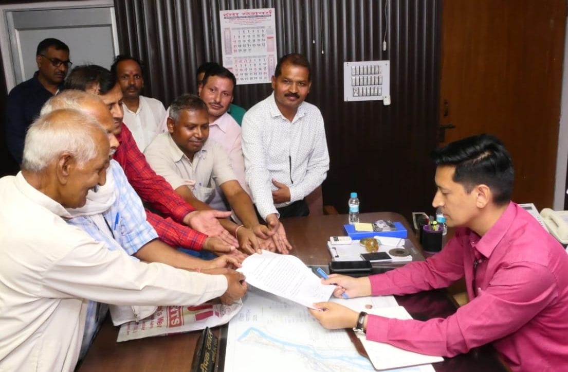 Public heard complaints of illegal construction
