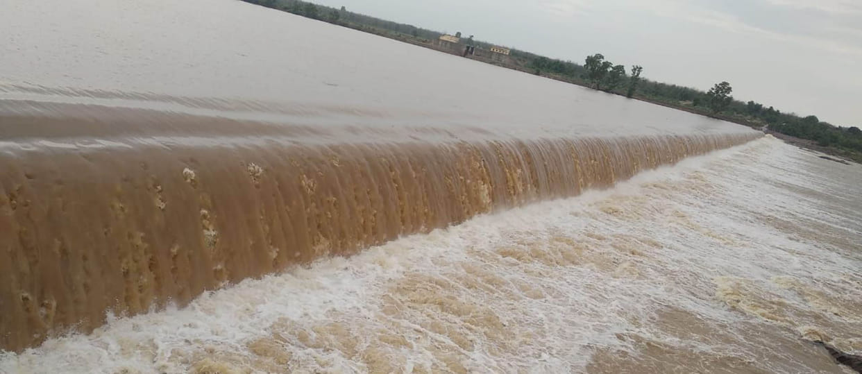13 dams of Mandal not filled in two and a half months of rain