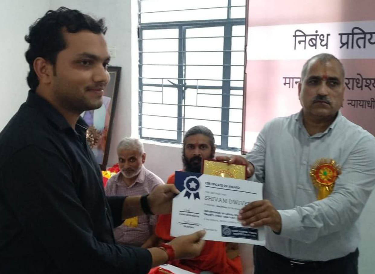 Winner and meritorious got the honor