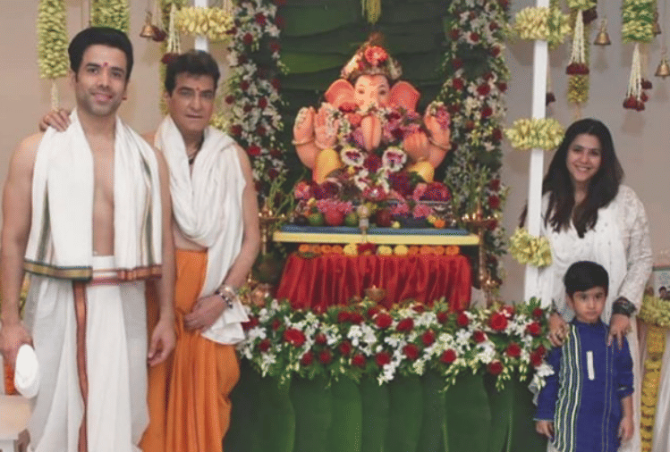 salman khan to mukesh ambani these celebrities ganesh chaturthi celebrate