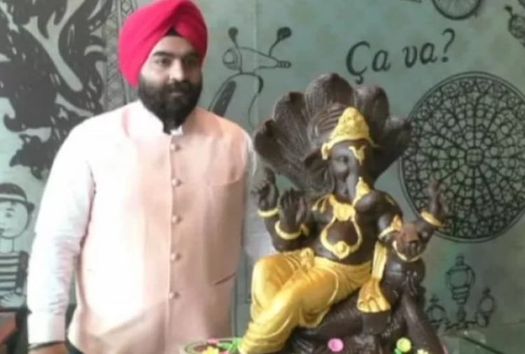 Harjinder Singh Has Prepared A Ganpati Idol With Chocolate In Ludhiana