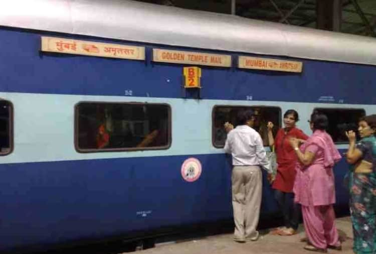indian railways golden temple mail train, frontier mail, Mahatma Gandhi, Subhash Chandra Bose