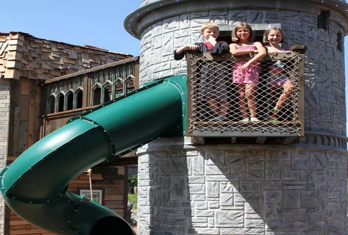 harry potter themed house made for grand daughter in canada
