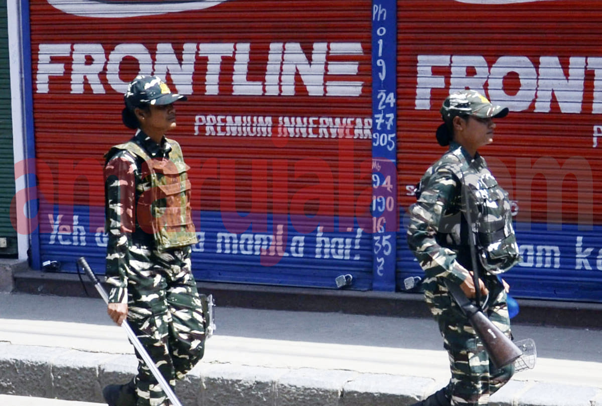 brave daughters of country CRPF Women's Battalion took front for peace in Kashmir