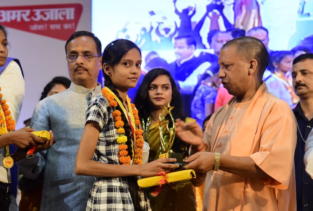 Pics of medhavi chhatra samman samaroh3.