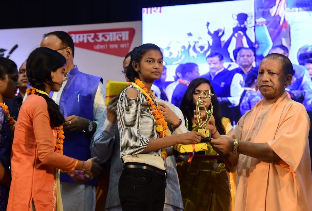 Pics of medhavi chhatra samman samaroh3.
