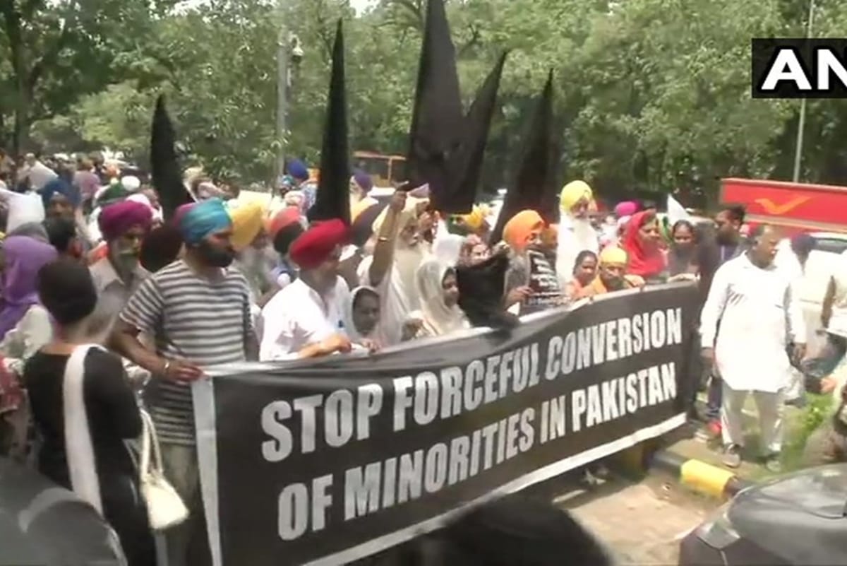 Members of Sikh community protest against forceful conversion of minorities in Pakistan