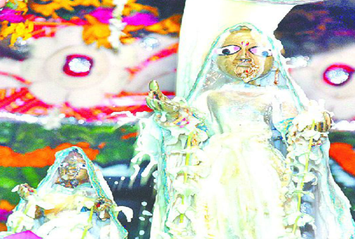 Radhaashtami 2019 Barsana Devotees Celebration at birth on Radha