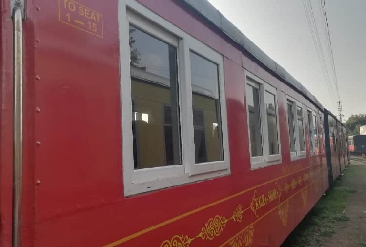 Vistdom Coach in Toy Train from Kalka to Shimla, indian railways