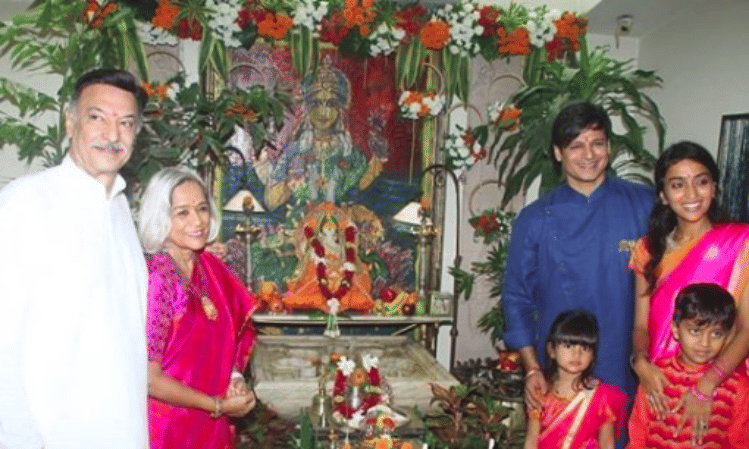 salman khan to mukesh ambani these celebrities ganesh chaturthi celebrate