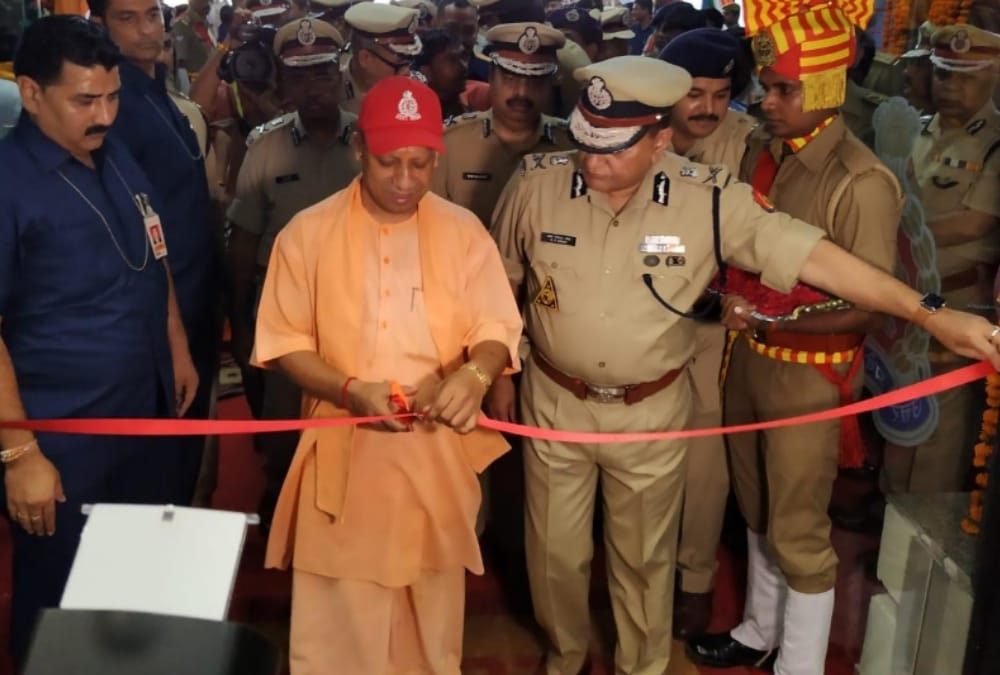 Yogi Adityanath inaugrates new police headquarter in Lucknow.