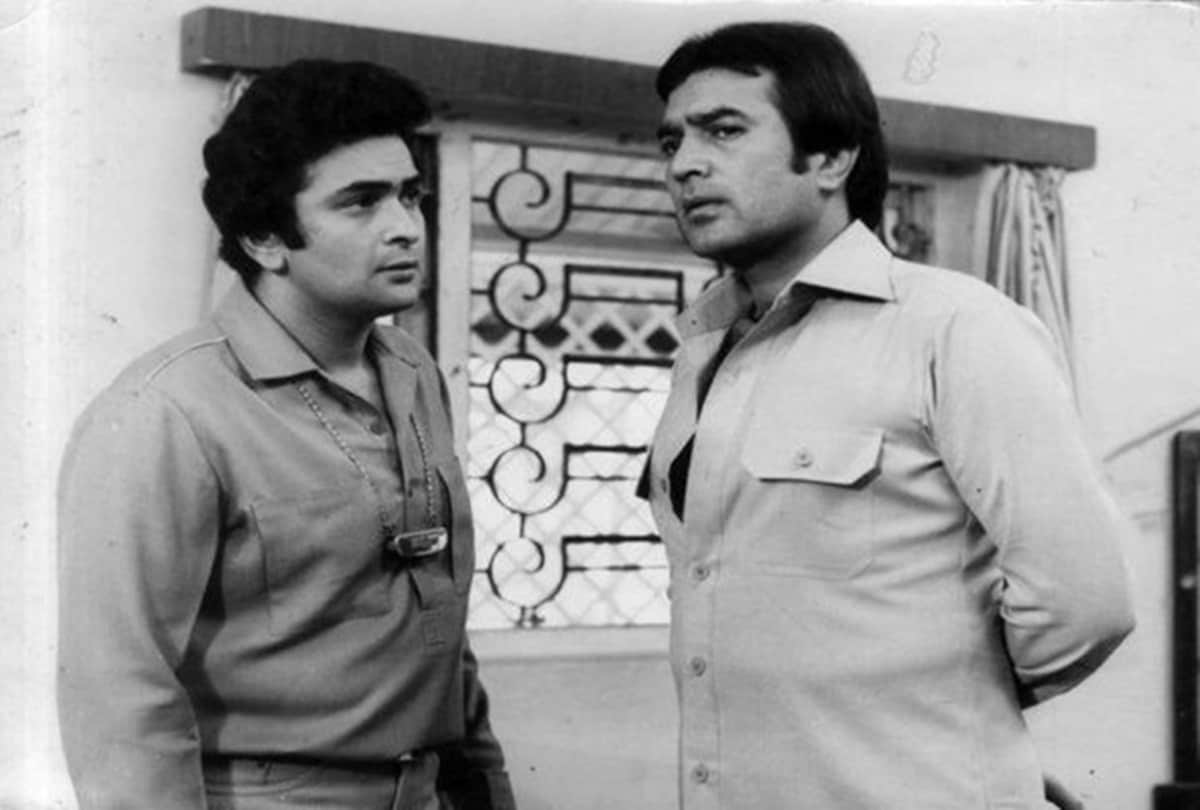 Rishi Kapoor Death Latest News in Hindi: Neetu, Ranbir Kapoor, Alia Bhatt Present In final rites