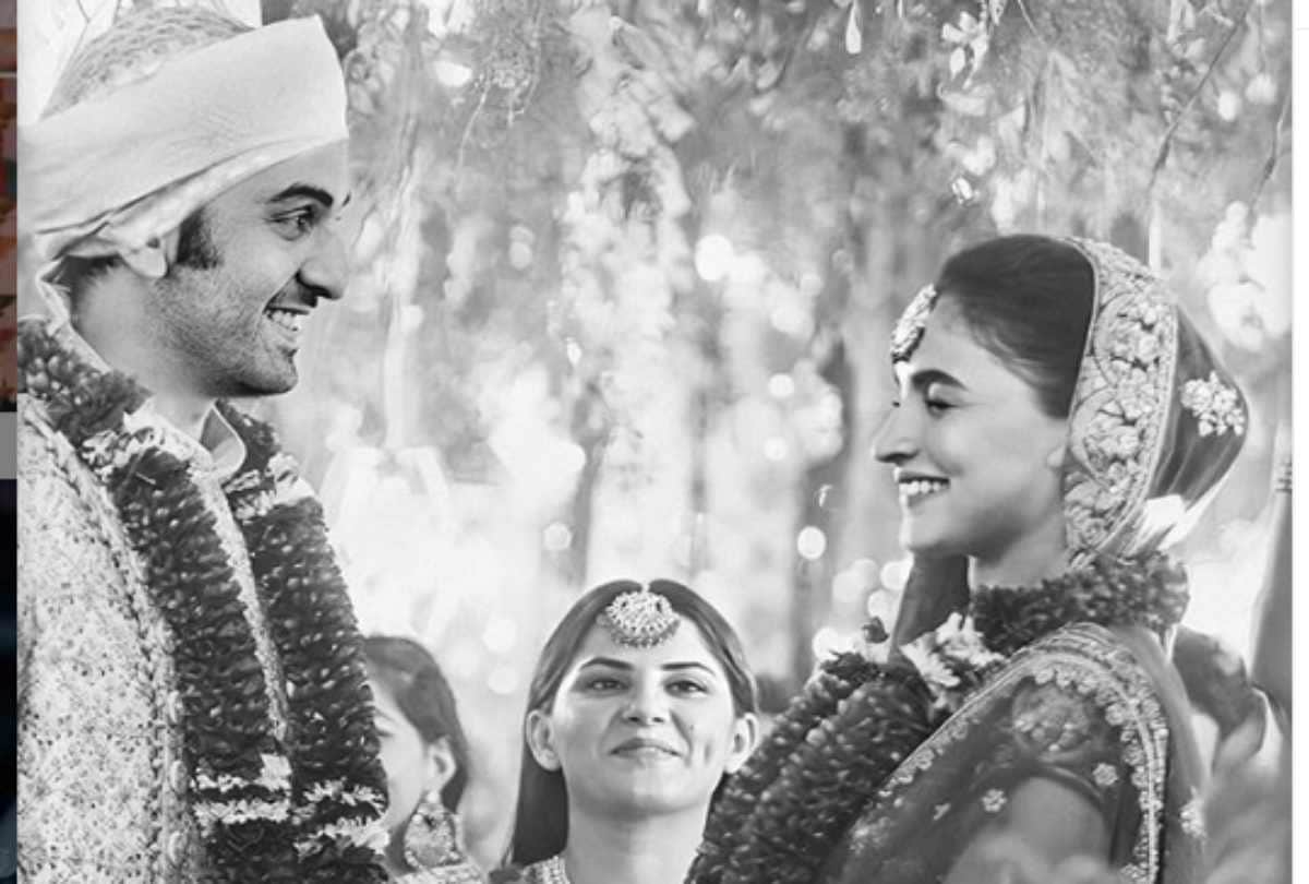 Lovebird Ranbir Kapoor Alia Bhatt Kenya vacation picture viral on social media