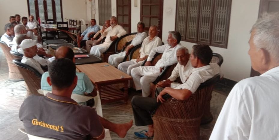 the farmers will clutter ganna bhavan
