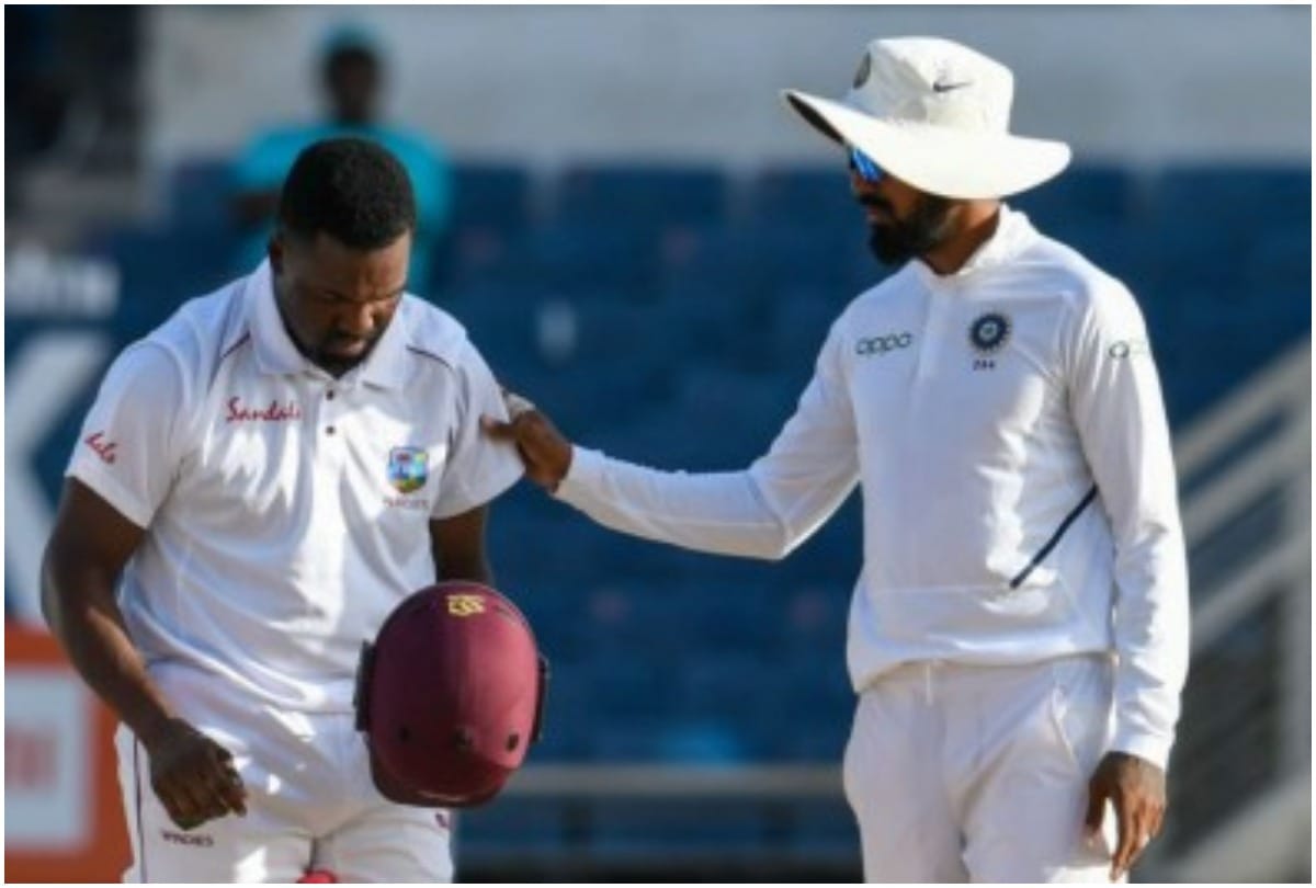 Jermaine Blackwood comes in as concussion sub after Darren Bravo retires hurt