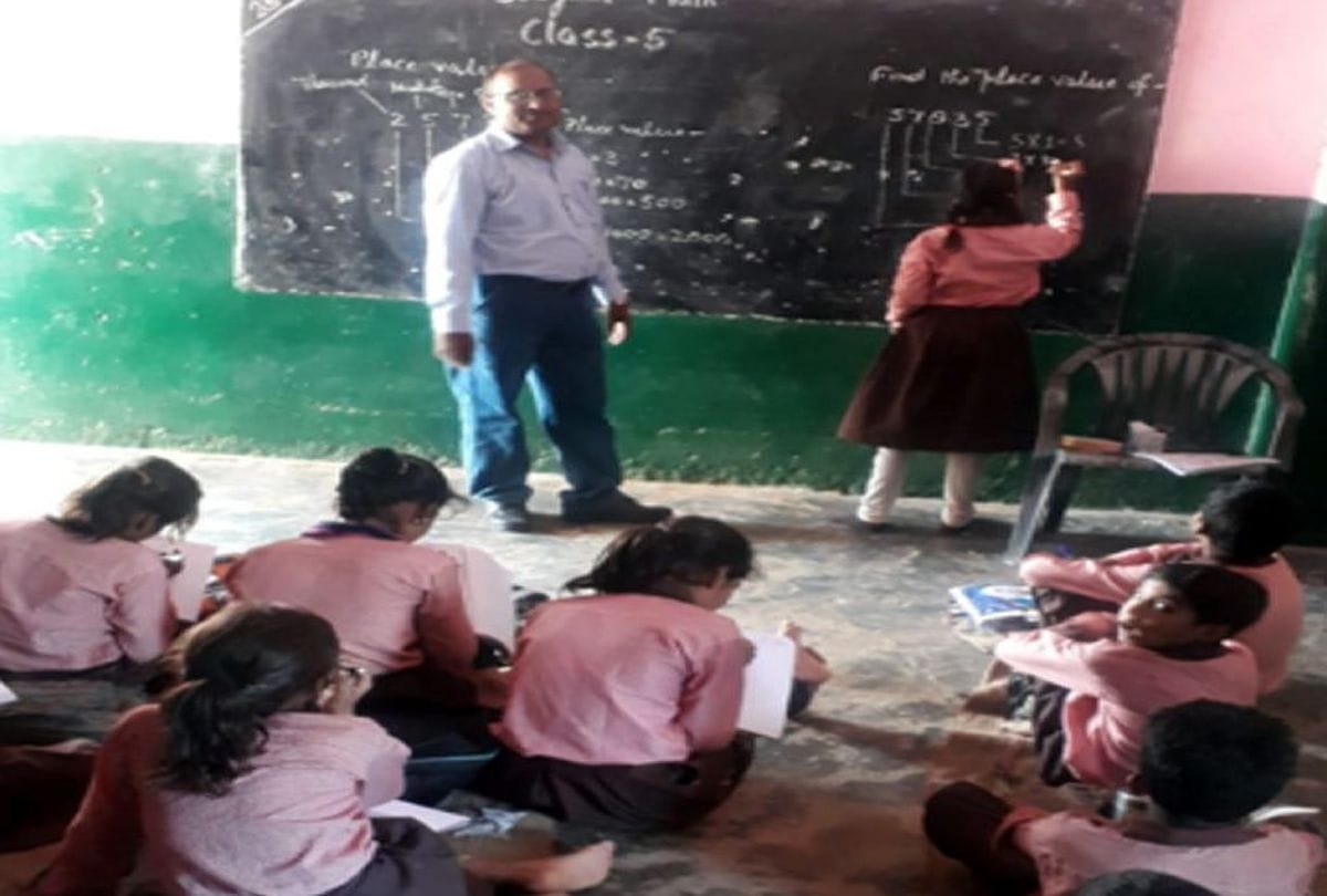 extra classes start in government schools of kasganj district