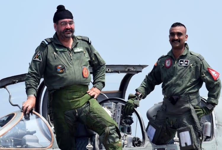 Strict Warning To Pakistan Through Deployment Of AH 64 E Apache Helicopter