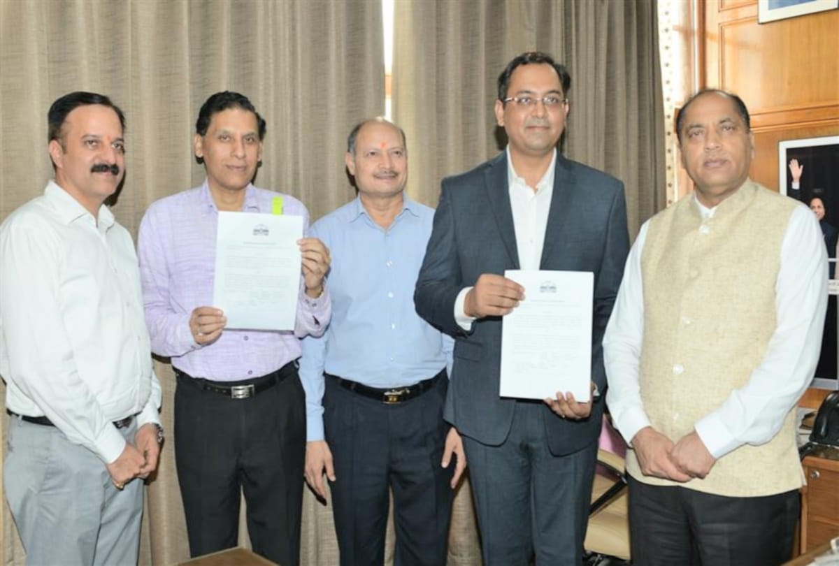 1000 crore mou signed for establishment of solar power plants and 700 people will get employment
