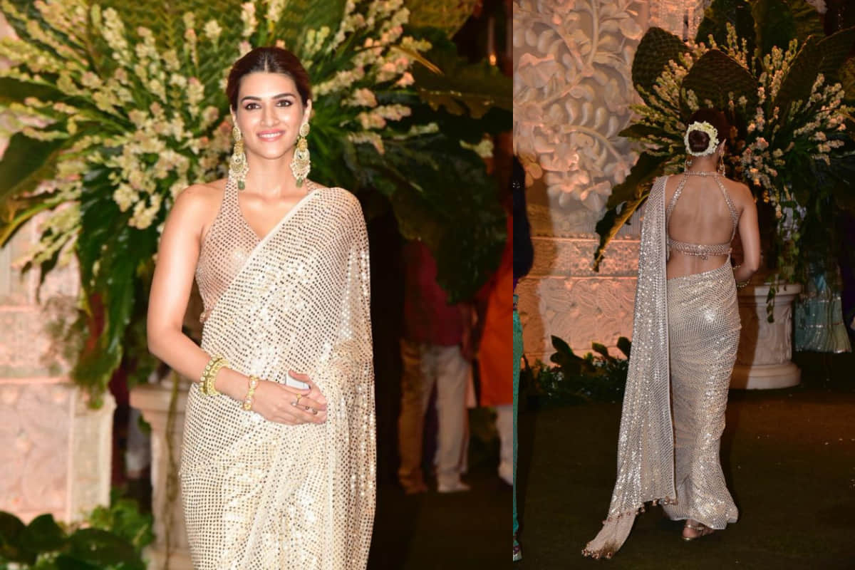 ganesh chaturthi celebration 2019 at mukesh ambani residence kriti sanon stunning look
