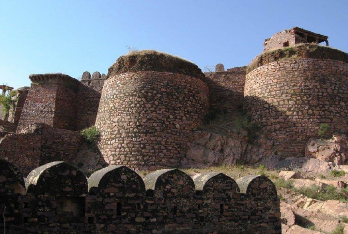 Impregnable Fort Lohagarh Fort Bharatpur Invincible Fort In India