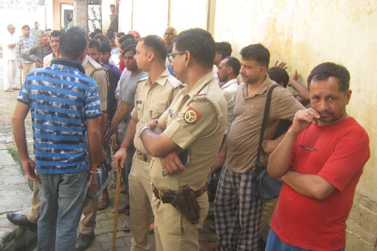 Muzaffarnagar crime:Wife murder and Husband suicide case will open from mobile call detail by police