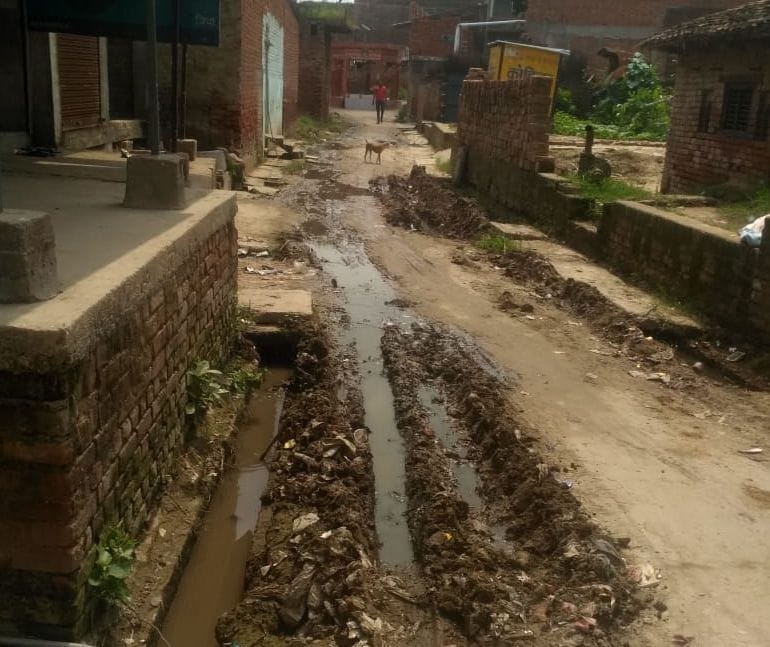 people are in problem from garbage