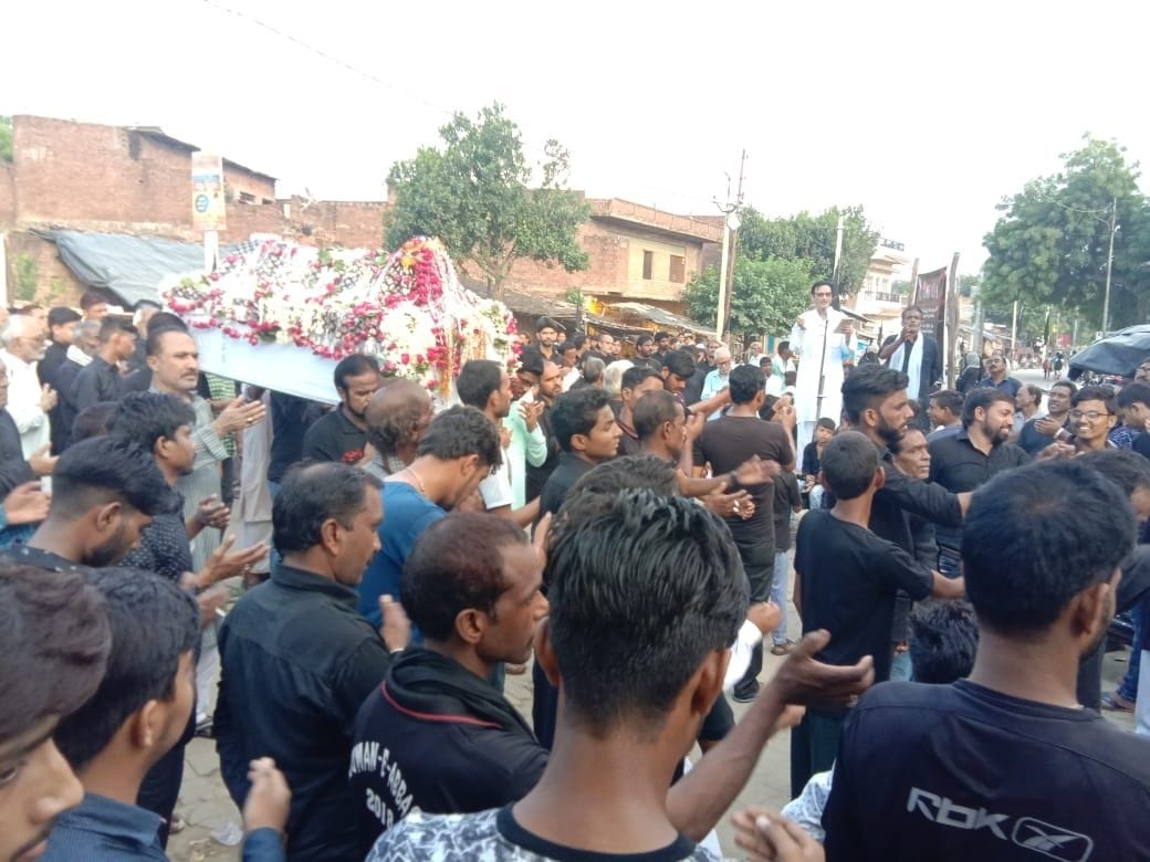 people came in moharram juloos