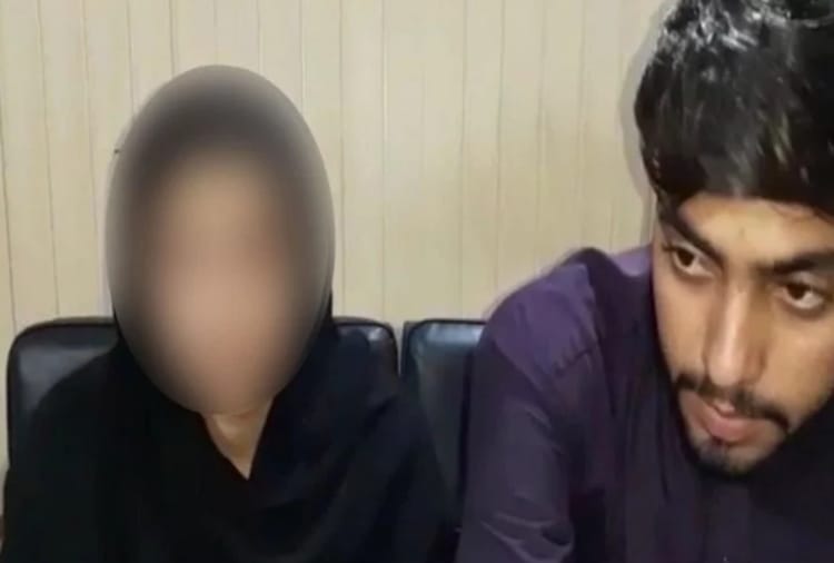 Sikh girl kidnapped in Pakistan returned to parents