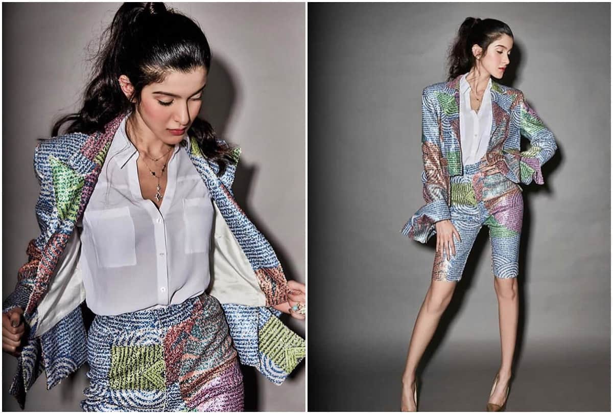 shanaya kapoor is slayer look hot and glamorous in every photoshoot