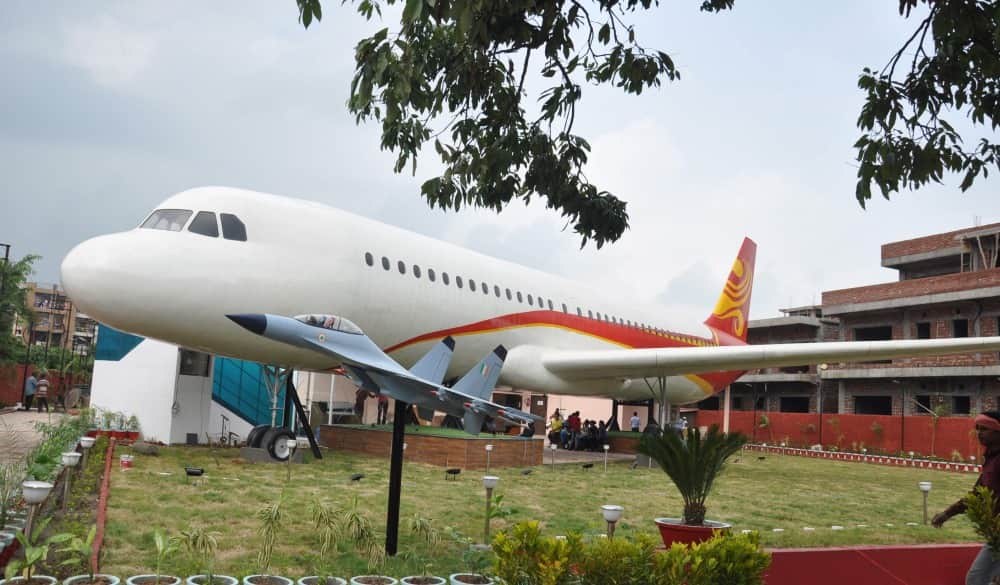 Uttarakhand News: Airplane Restaurant in dehradun photos