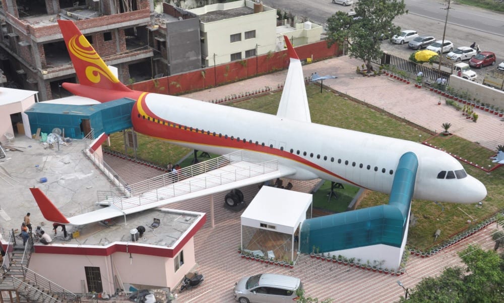 Uttarakhand News: Airplane Restaurant in dehradun photos