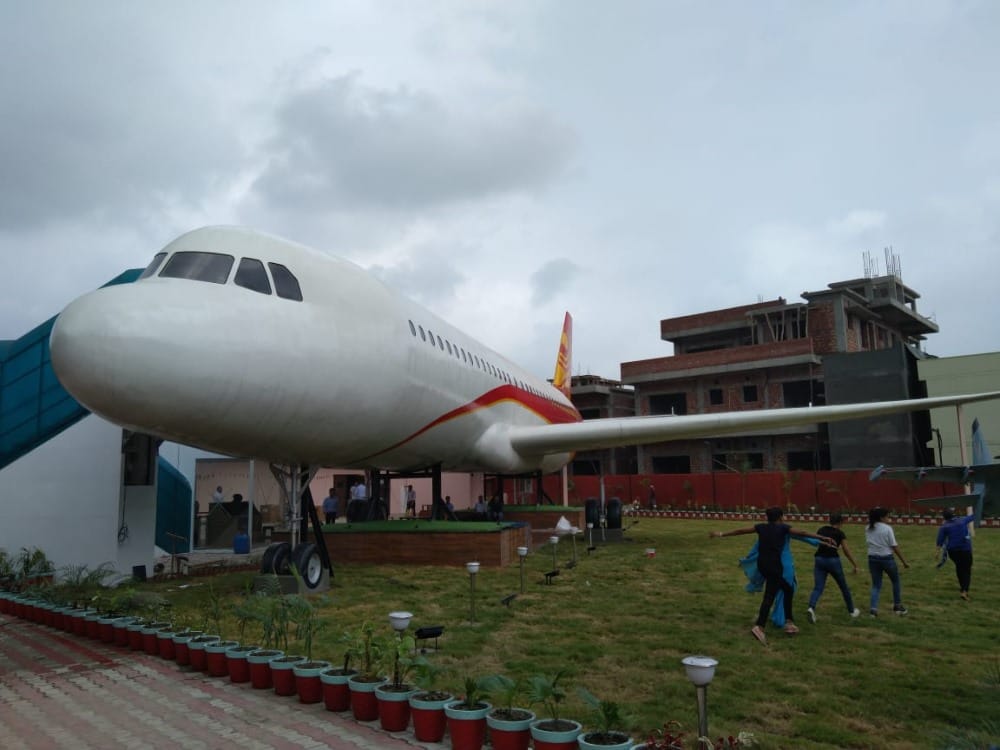 Uttarakhand News: Airplane Restaurant in dehradun photos