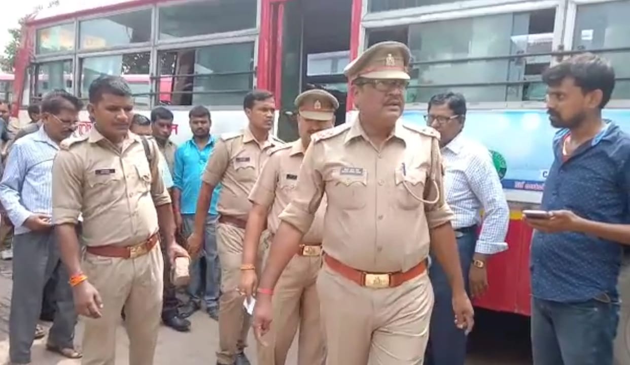Stoned driver beaten up on roadways bus filled with passengers