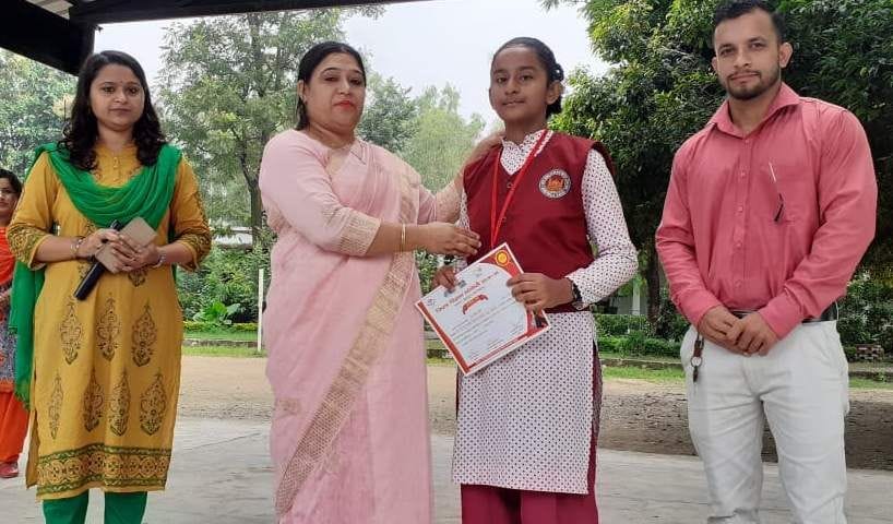 Mahak get 1st rank in science semenar