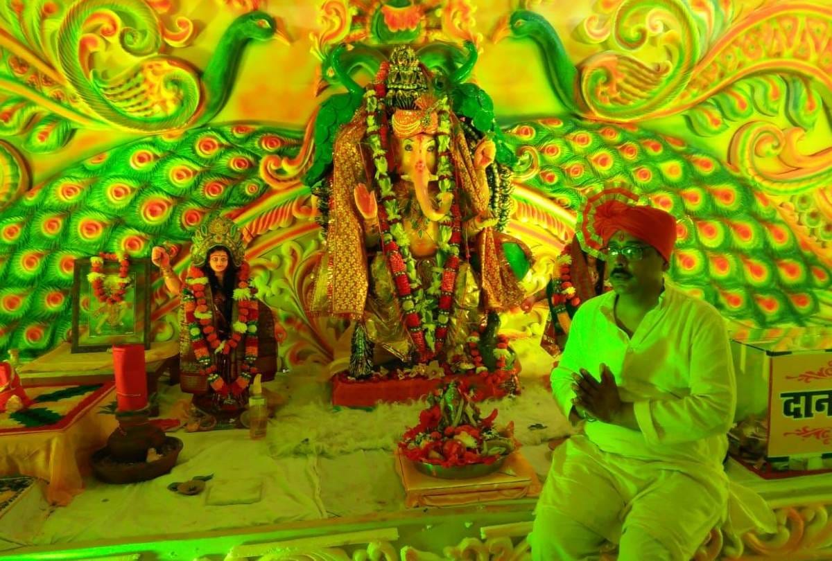 beautiful pictures of ganpati puja pandal in lucknow