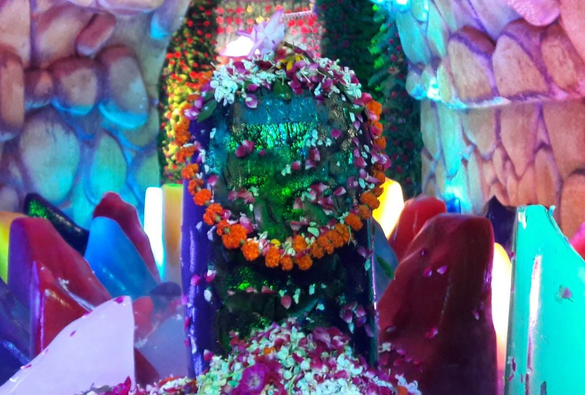 beautiful pictures of ganpati puja pandal in lucknow