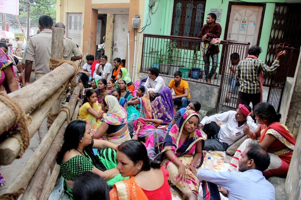 Devotees take a bath in Lolark Kund and Kreen Kund of bhadaini in varanasi