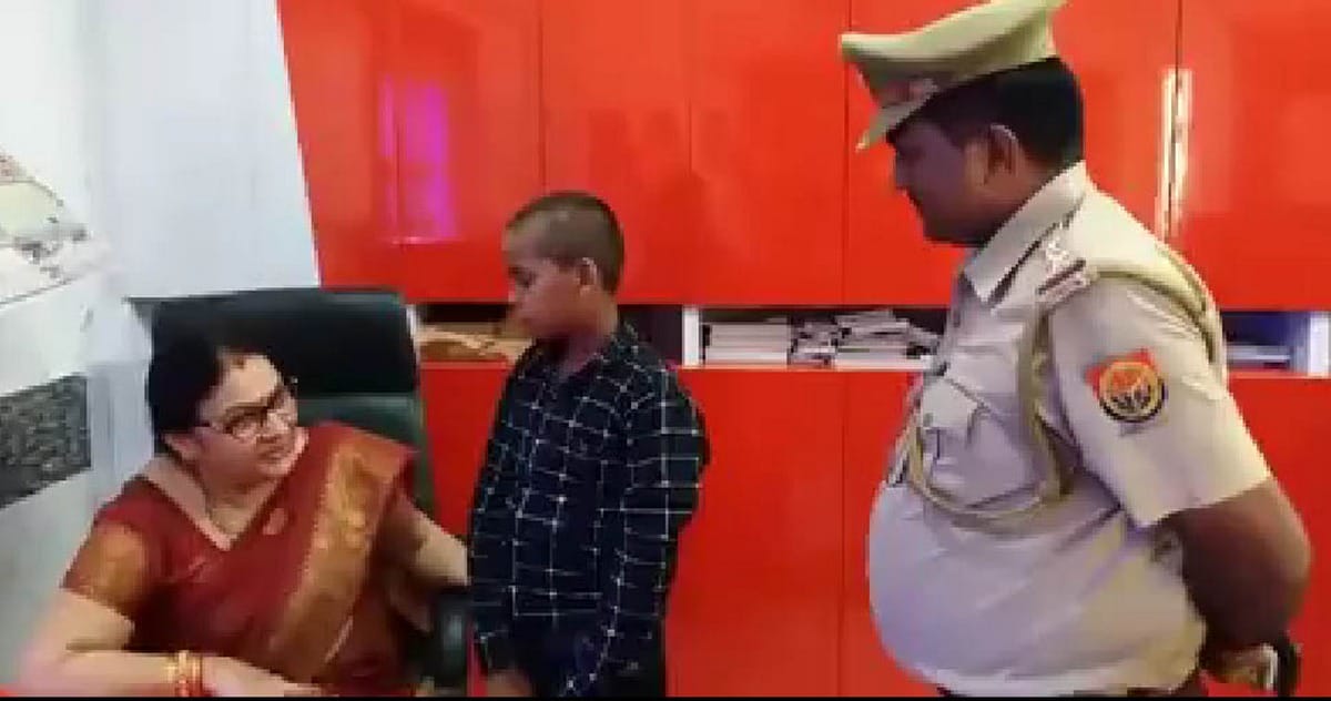 traffice police tsi boy selling tea admitted in school in mau