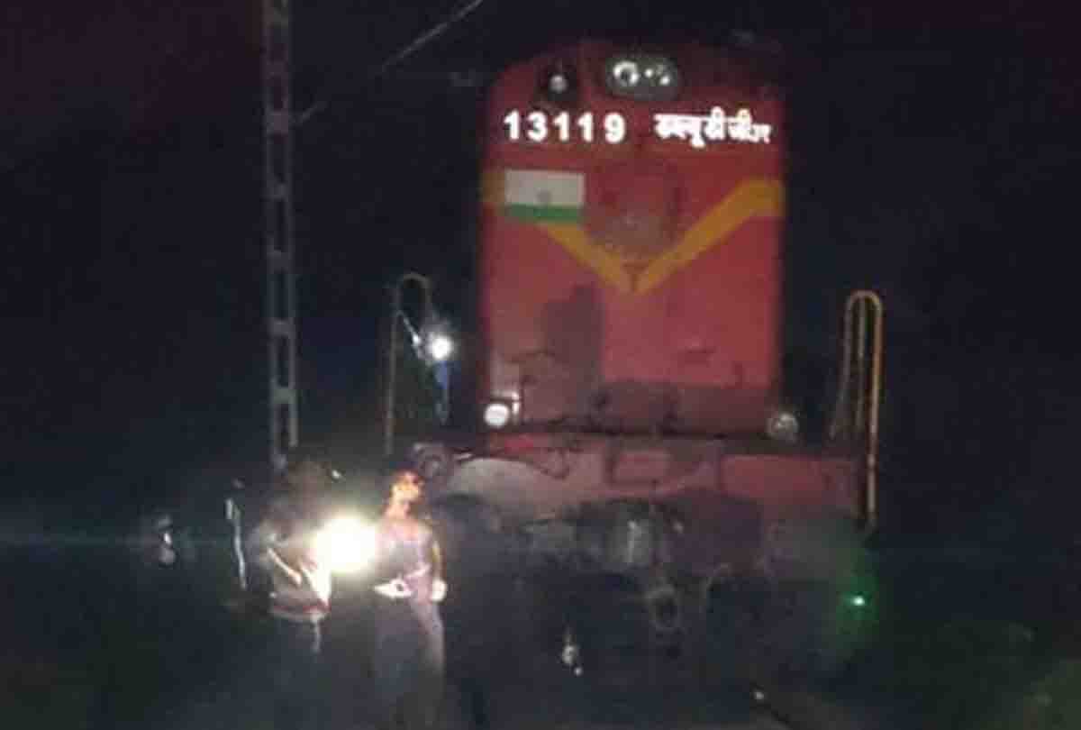 Lucknow-Bandra Express saved from becoming a burning train