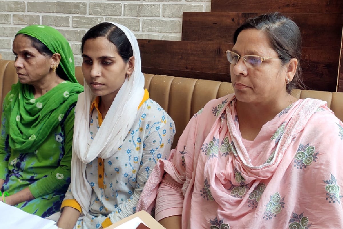 Ayesha of Meerut done petition against Triple Talaq in supreme court and demand actions