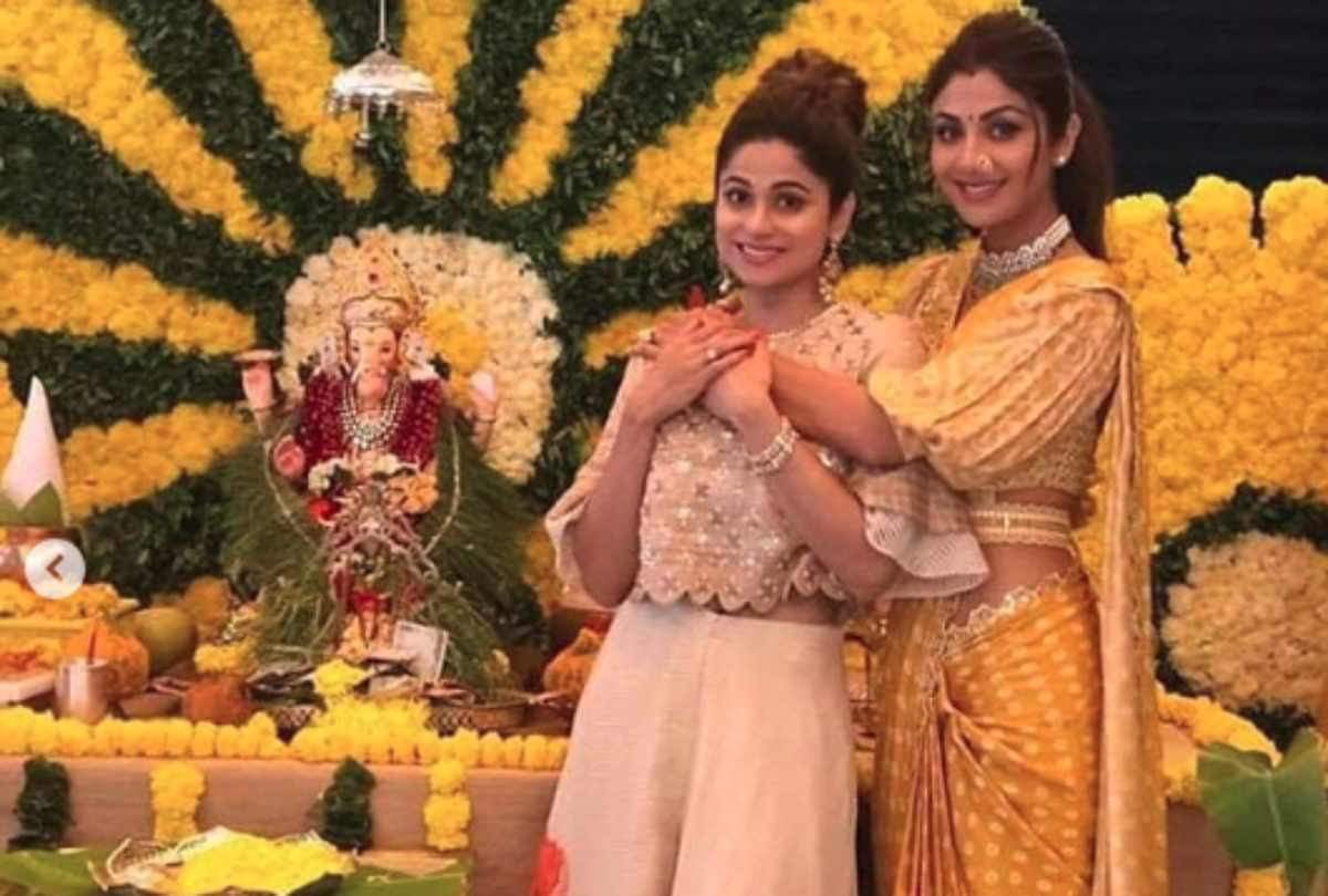 shilpa shetty dance with her husband raj kundra at ganesh visarjan